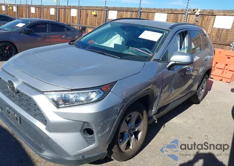 2021 Toyota Rav4 Xle from USA, damaged, VIN 2T3P1RFV3MC149928